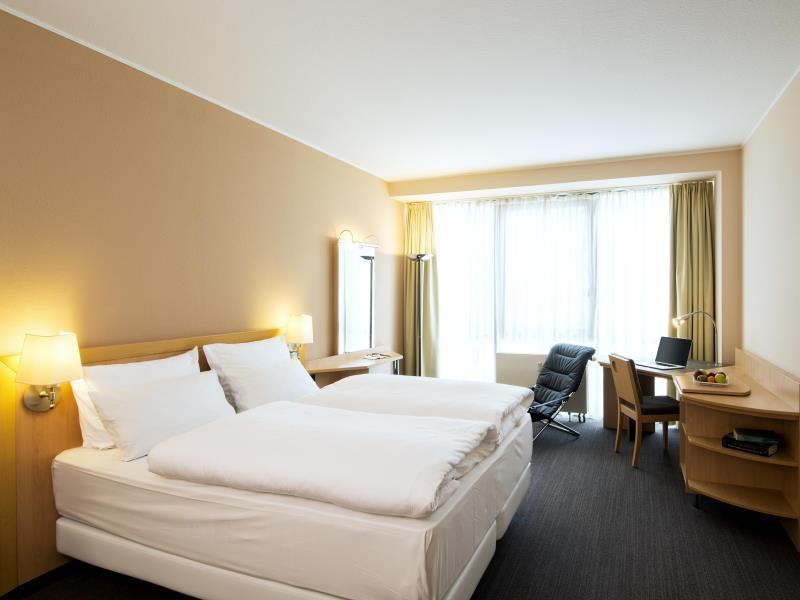 Nh Hotel 4*